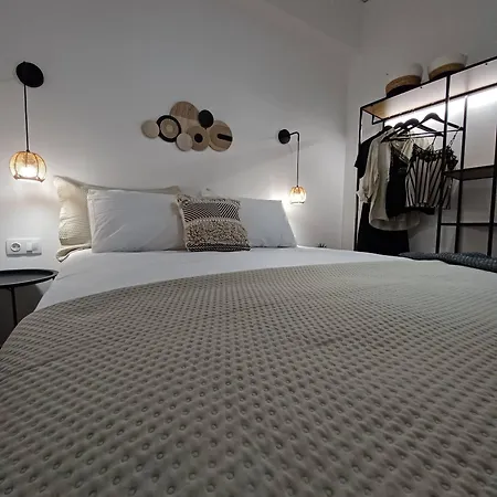 Nisaki & Lägenhetshotell 3*